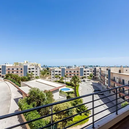 Horizon By Seewest Apartment